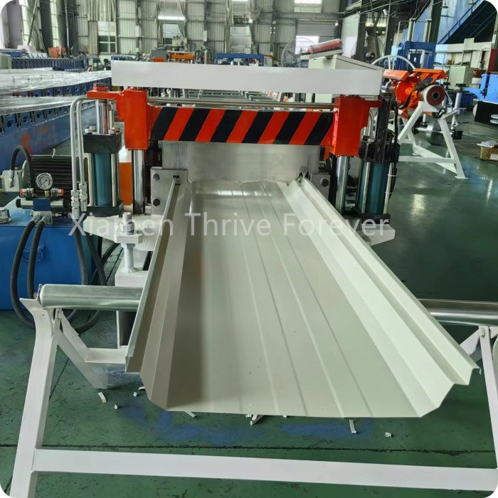 Automatic Self Clip Lock Joint Hidden Metal Roofing Roll Forming Machine